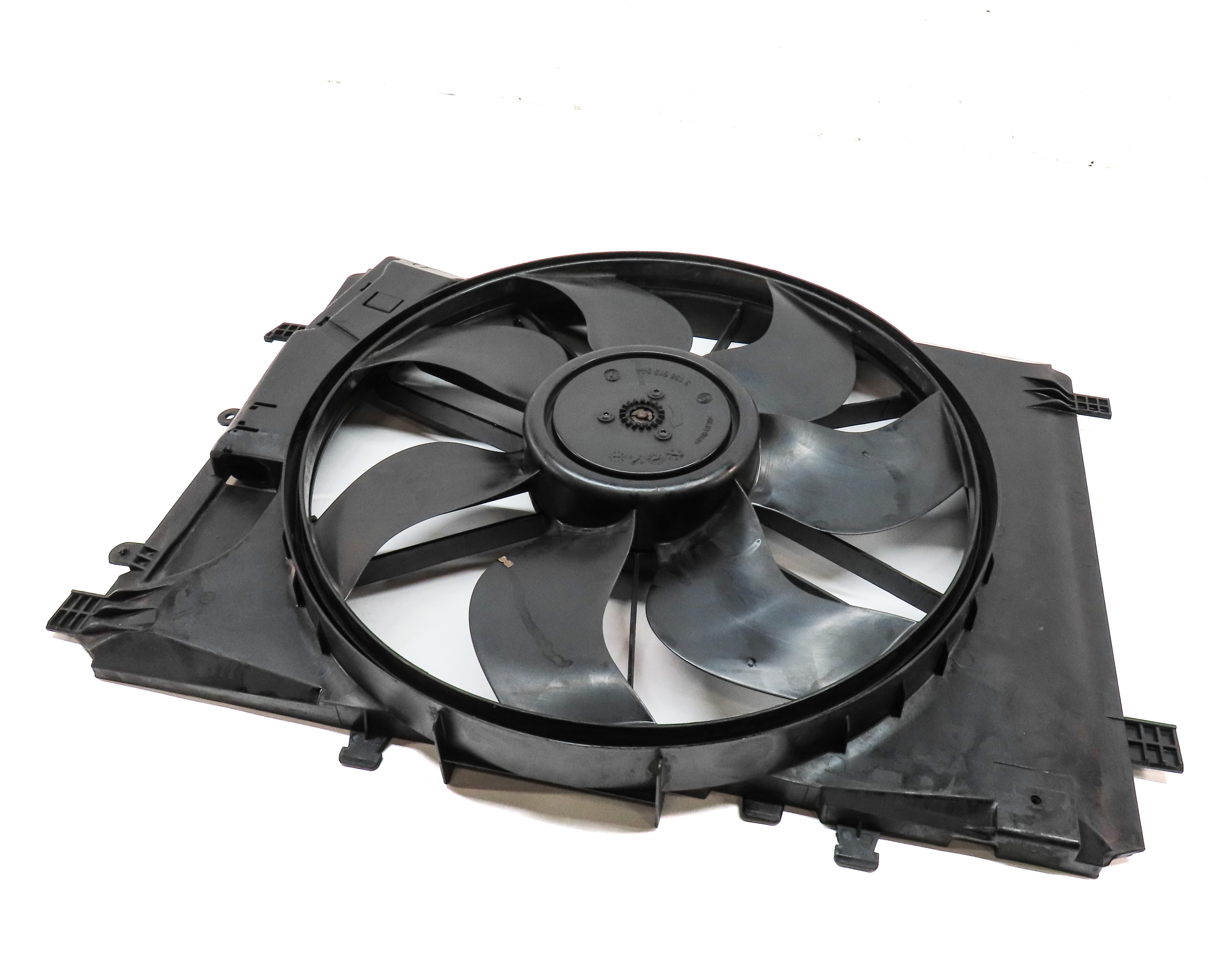 2008-2017 B C E CLA CLS GLK SLK (W207 W204 X204 W212) RADIATOR COOLING FAN MOTOR — exact item pictured